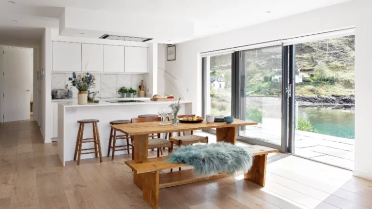 Comment réparer des portes coulissantes en verre