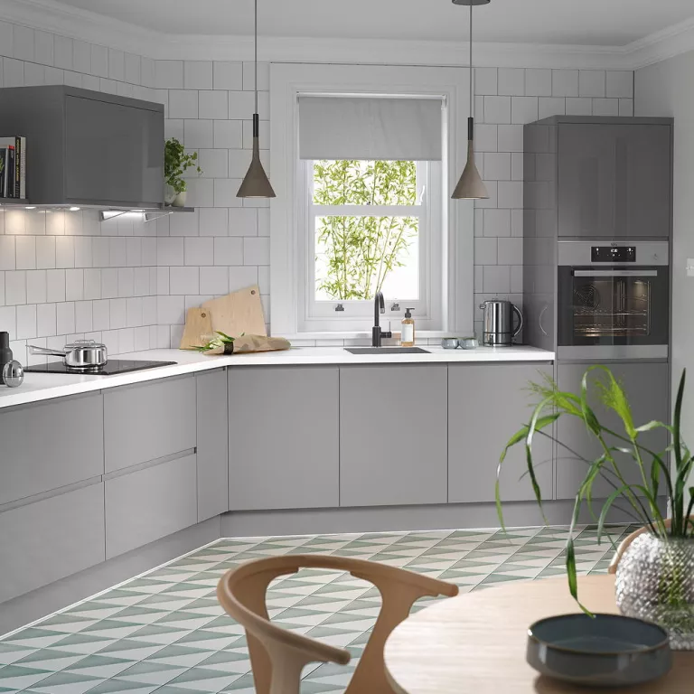 24 tendances cuisine pour 2023: Idées de couleurs, plans de travail et de carrelages 22 deco tendance cuisine